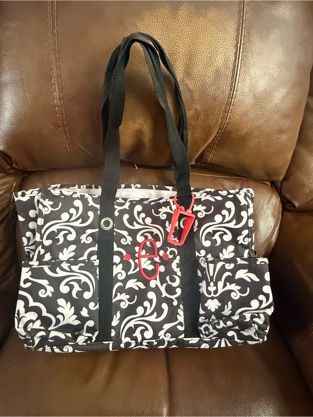Thirty-One Parisian Print Utility Tote w/ Red Monogrammed Initial “e” - RETIRED